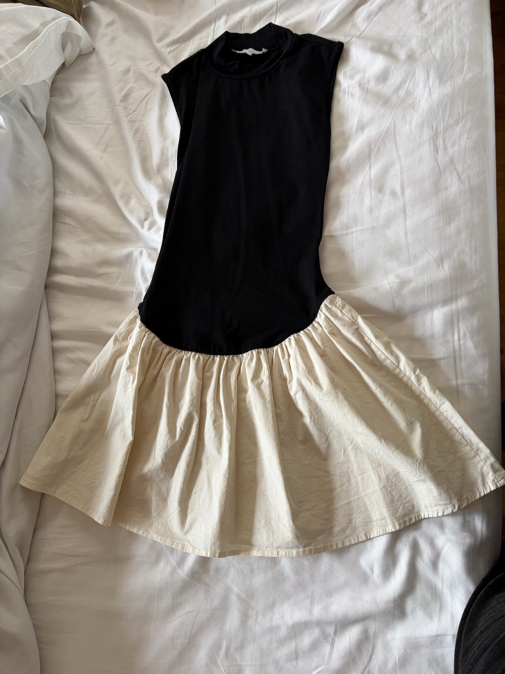 WeWoreWhat Black and Cream A-Line Drop-Waist Skirt